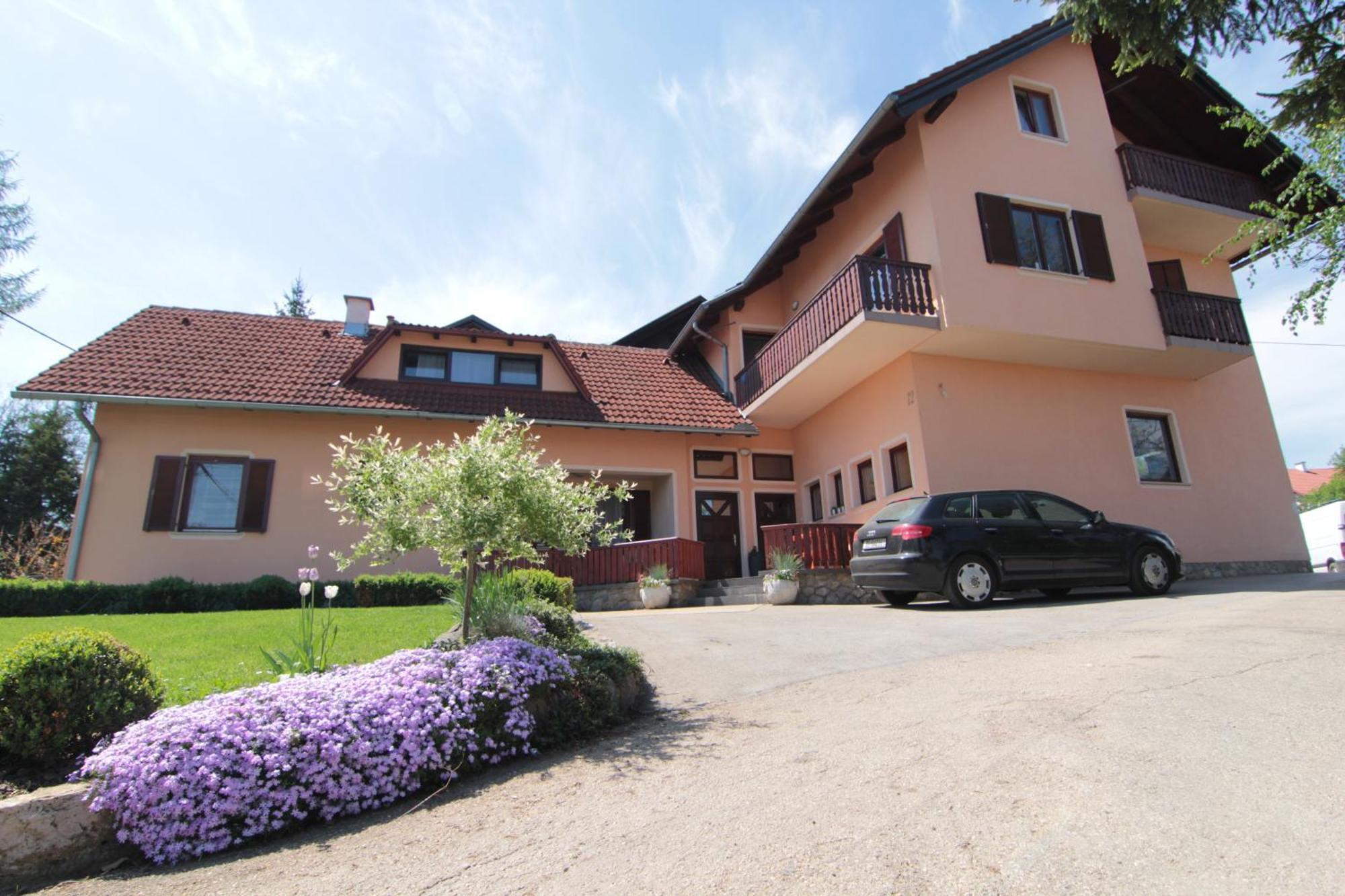 Apartments And Rooms Stefanac Slunj Dış mekan fotoğraf