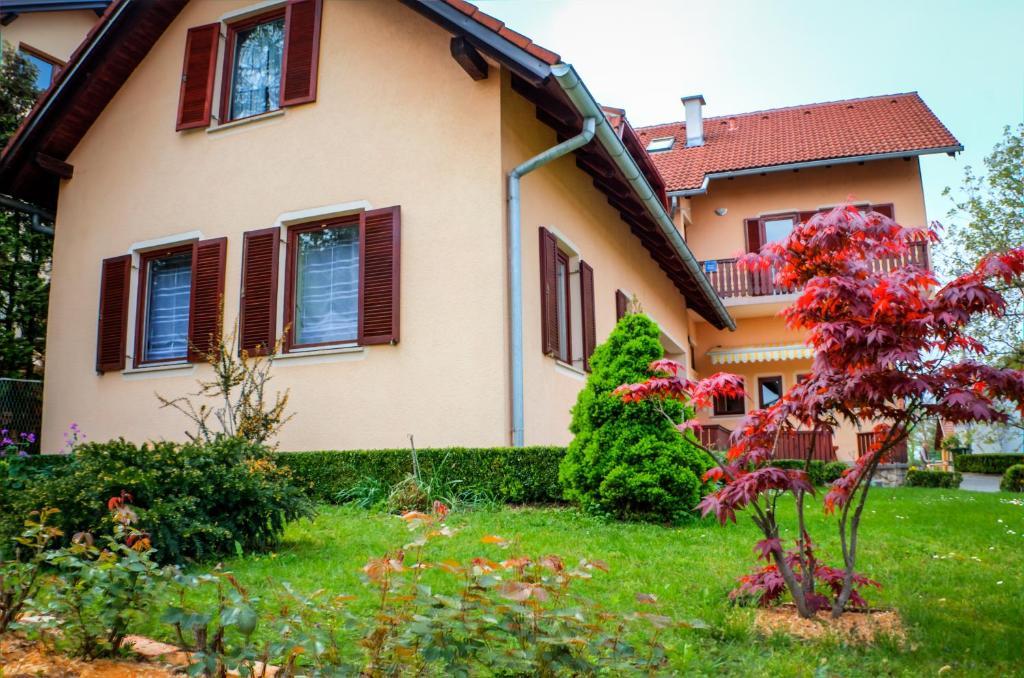 Apartments And Rooms Stefanac Slunj Dış mekan fotoğraf